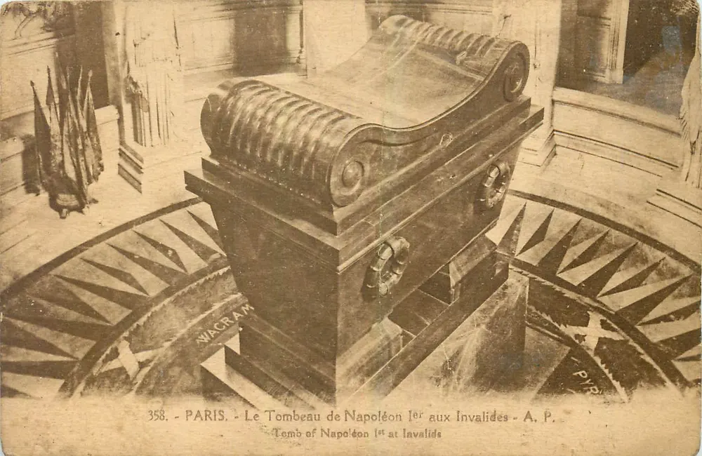 Paris - Le Tombeau de Napoléon Ier aux Invalides - A. P. - n°358 - Recto