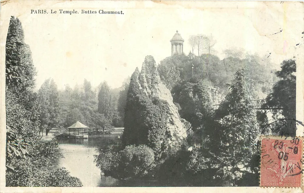PARIS. O Templo. Buttes Chaumont — vista do templo e do lago, editor não visível - Frente