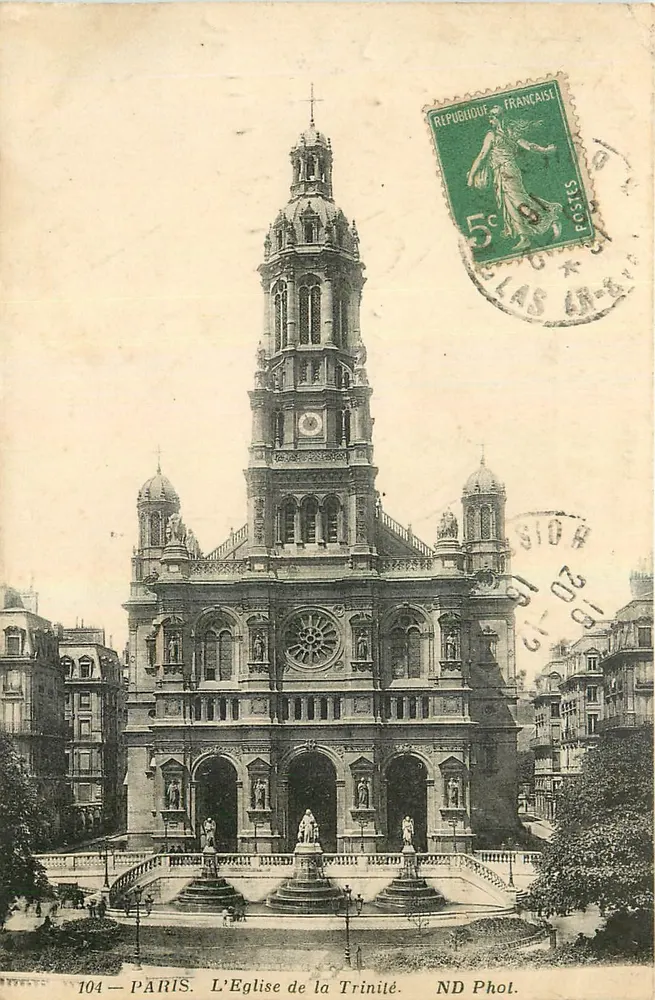 Paris — A Igreja da Trindade — ND Fot. n°104 - Frente