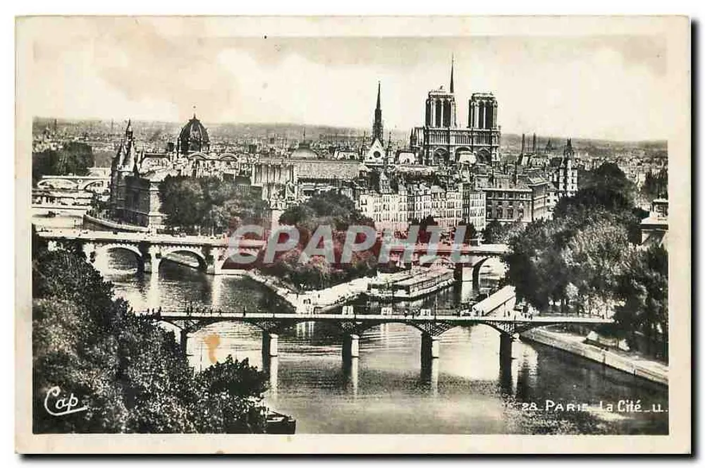 Paris, A Cidade — vista da Sena e da Catedral de Notre-Dame — editor Cap - Frente