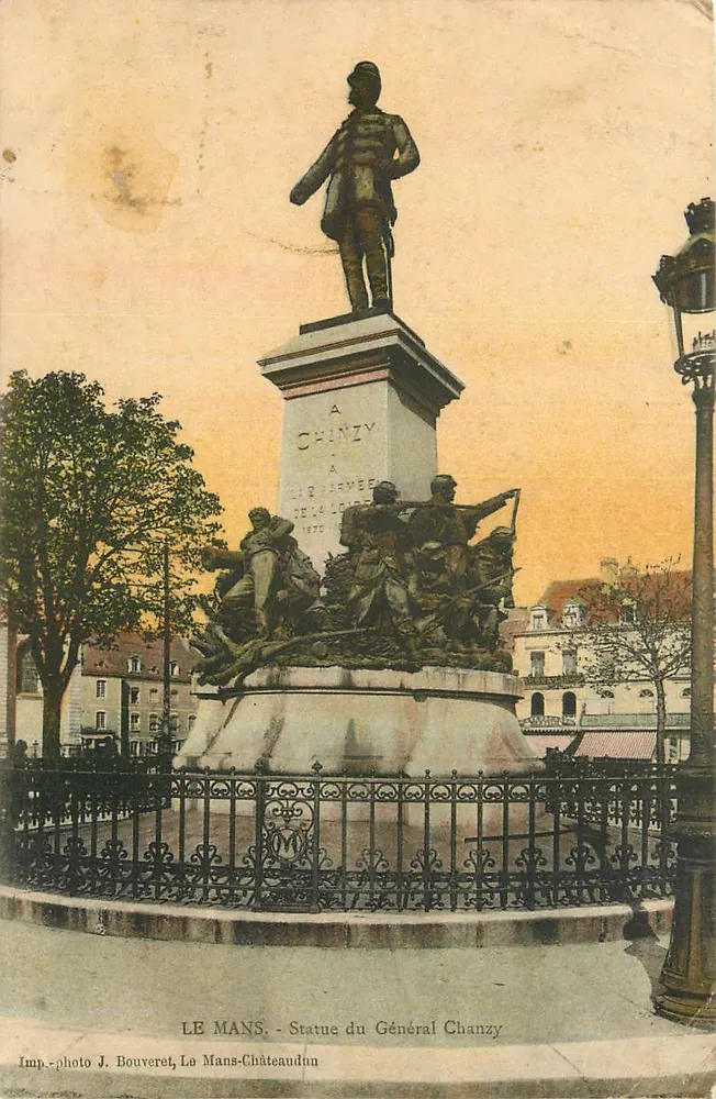 Le Mans - Estátua do Geral Chanzy — Imp.-foto J. Bouveret, Le Mans-Châteaudun - Frente