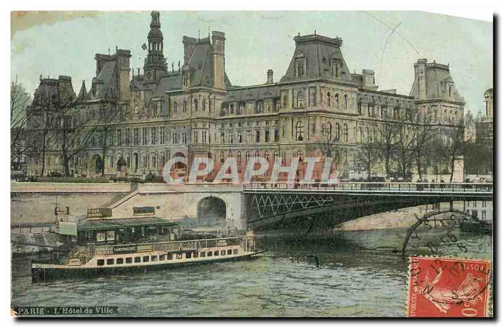 Paris - O Hotel de Ville — vista com barco no rio Sena e ponte — editor AQUA-PROTO L.V. & Cie - Frente