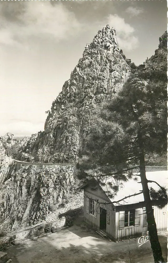 As Rochas Azuis — Calanche de Piana — Cie des Arts Photomécaniques - Frente