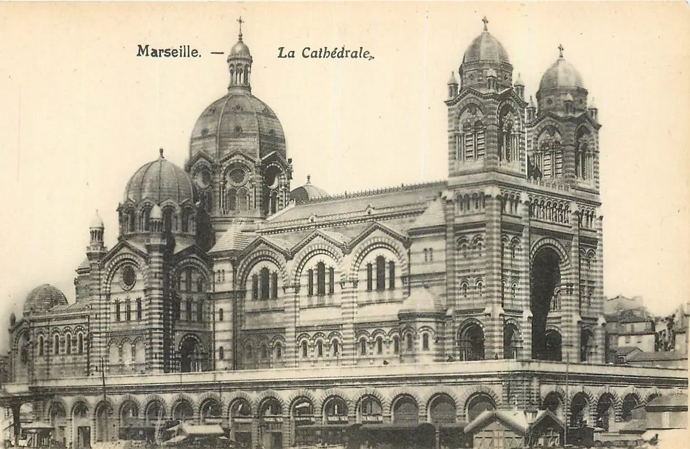 Marseille — A Catedral — Editor não visível - Frente