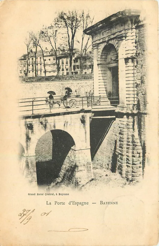 A Porta da Espanha — Bayonne — Grande Bazar Central - Frente