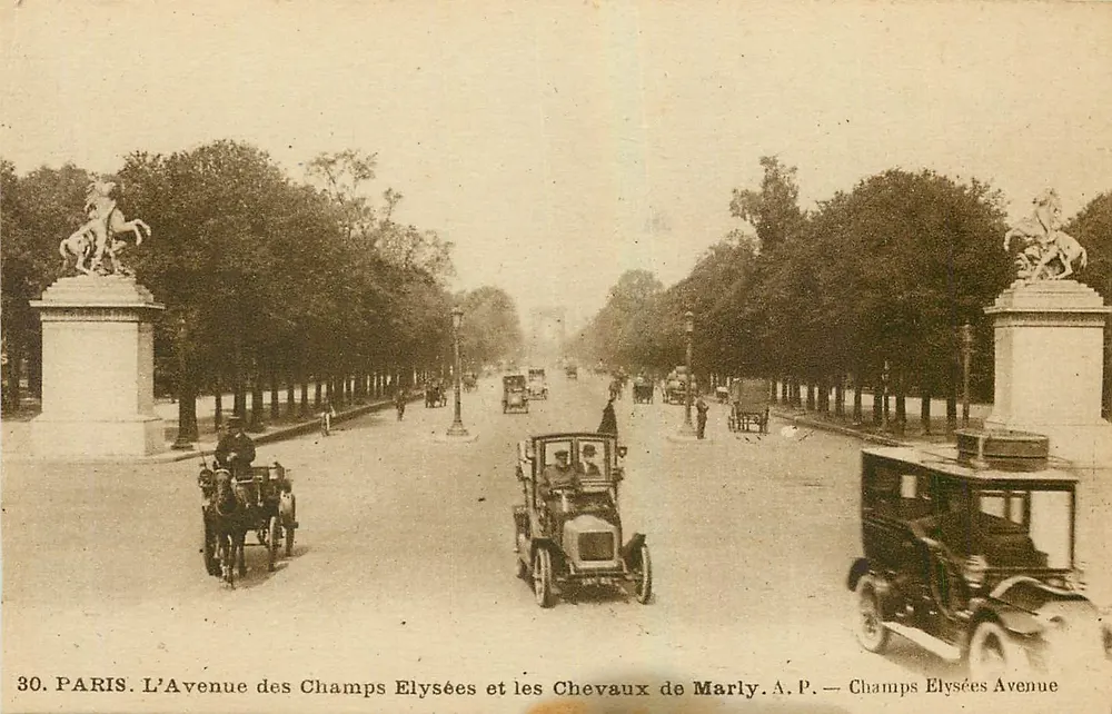 Paris. Die Avenue des Champs Elysées und die Pferde von Marly — A.P. — Avenue des Champs Elysées - Vorderseite