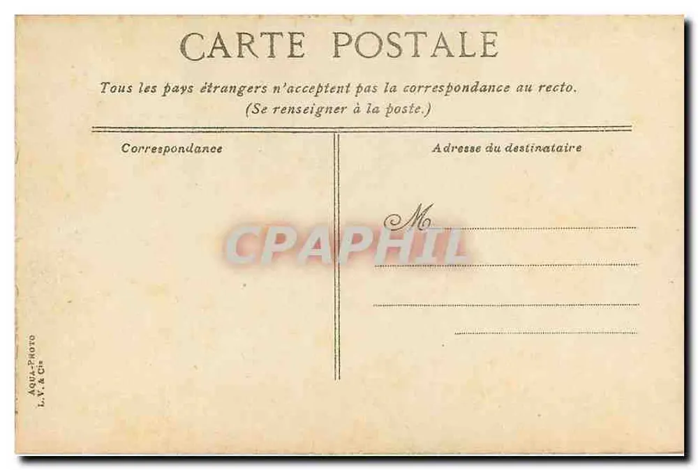 Parc Monceau - A Colunata — vista de colunas entrelaçadas de liane ao lado de um lago, com crianças no fundo — editor L.V.&C°, n°708 - Verso