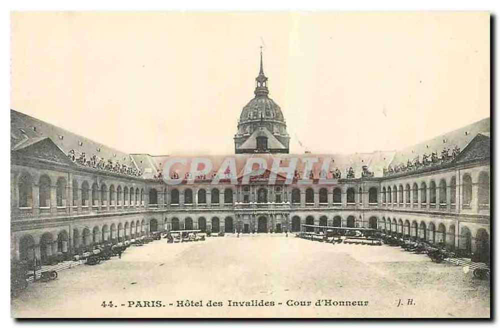 Paris - Hotel dos Invalidos - Cour d'Honneur - J. H. - Frente