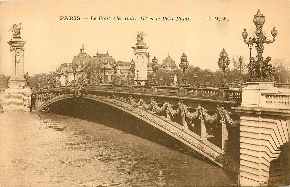 Paris — Le Pont Alexandre III et le Petit Palais — T.M.K. - Recto