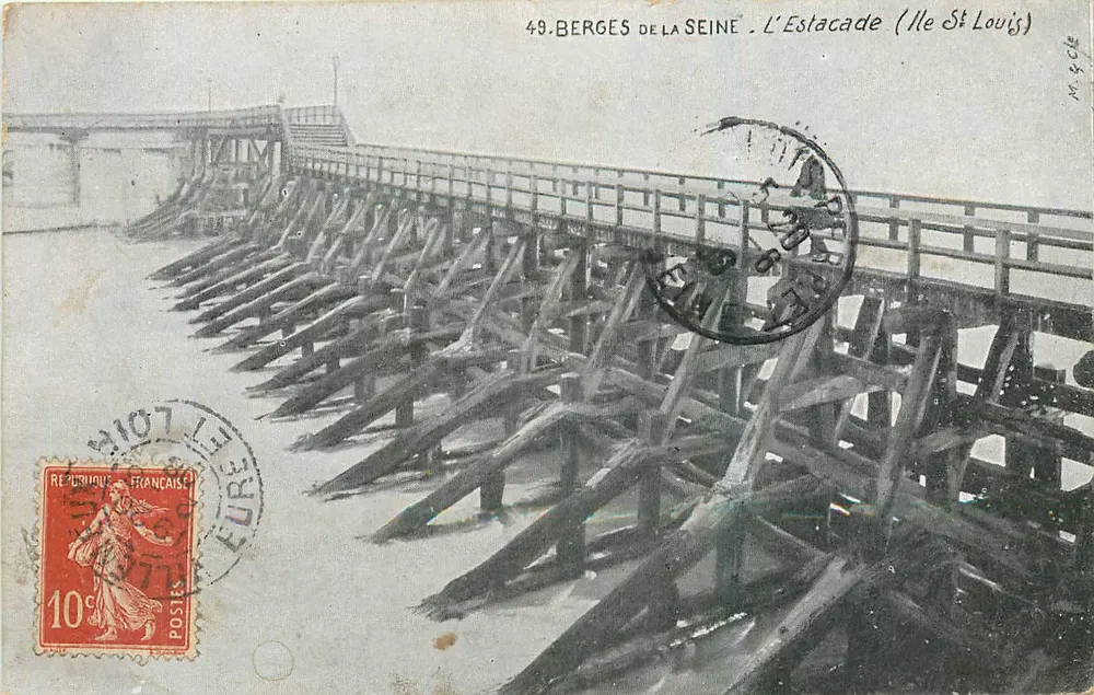Margens do rio Sena - L'Estacade (Ilha de Saint-Louis) — M. C. Cie - Frente