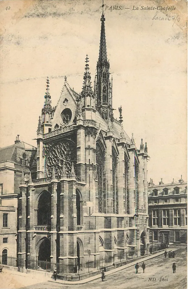 Paris — A Santa Capela — ND Phot - Frente