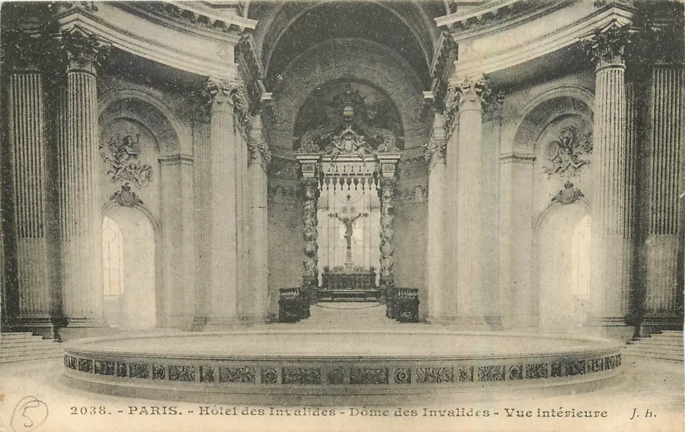 Hôtel des Invalides - Dôme des Invalides - Vista interna — J.H. — n° 2038 - Recto