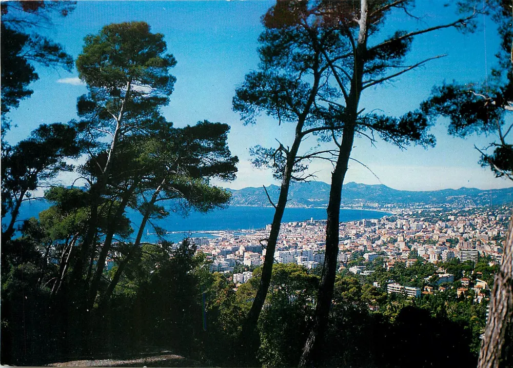Die Côte d'Azur — Cannes (A.M.) Blick von Super-Cannes — Sté P.E.C. Exklusivität As de Cœur - Vorderseite