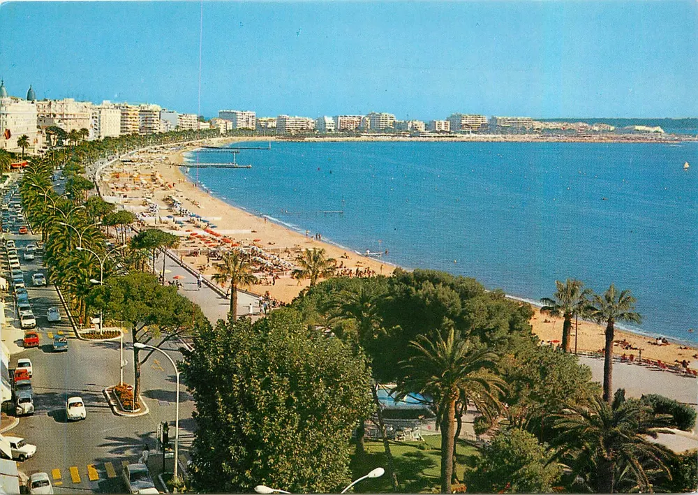 Cannes — La Promenade de la Croisette — Éditions d'Art Montluçon - Front