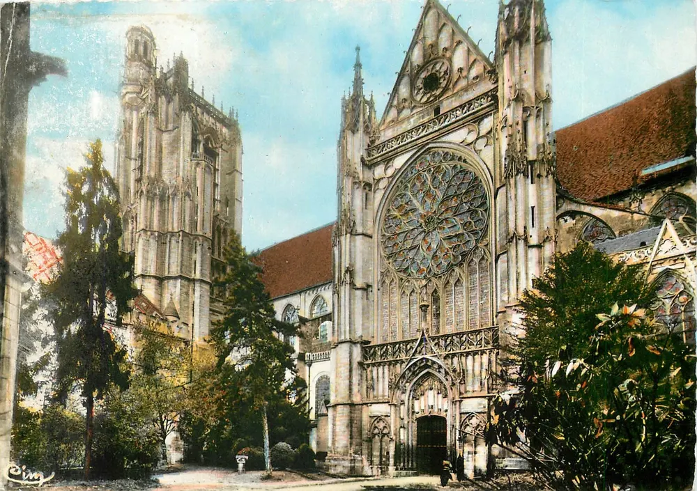 Sens (Yonne) — La Cathédrale et le Portail de Moïse — Ciny - Recto