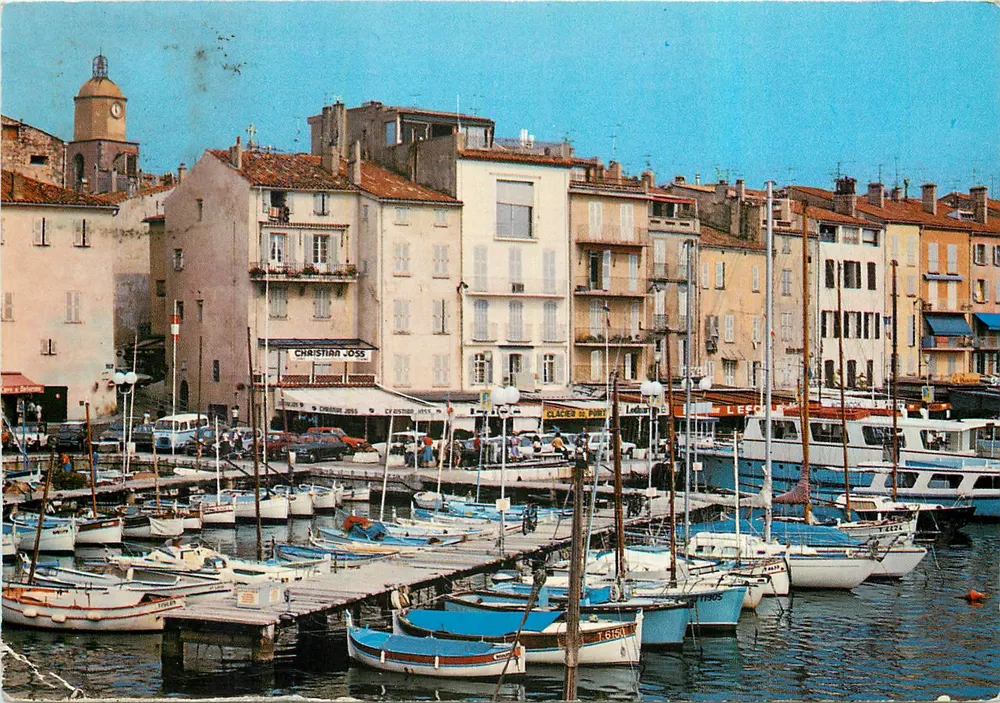 Porto de Saint-Tropez — visão do porto com barcos e edifícios — Christian Joss - Frente