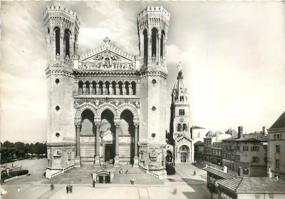 Basílica Nossa Senhora de Fourvière — Lyon — Edições J. Ellard, n° R.36029 - Frente