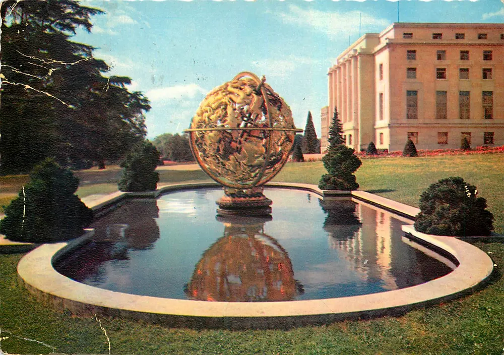 Palais des Nations-Unies — Sphère Manshine (don de la Fédération) — Éditions Jaeger, n°517 - Recto