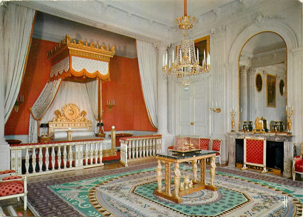 Versailles - O Grande Trianon - Quarto da Imperatriz — Livraria Hachette - Frente
