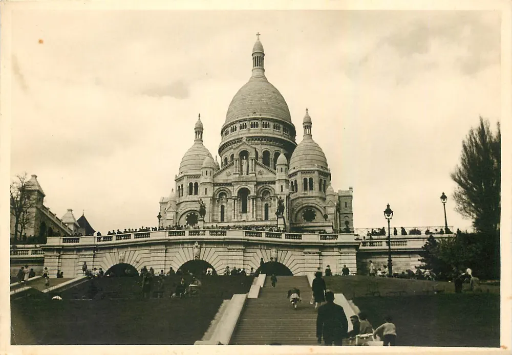 Sacré-Cœur de Paris — vista panorâmica — N. Dame do Sacré-Cœur - Frente