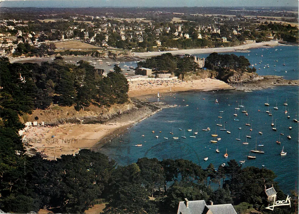 Juan-les-Pins — aerial view of the bay and beaches — Éditions d'Art 'JACK' n° 864 - Front