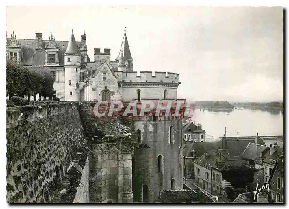 Amboise (Indre-et-Loire) — Schloss, östlicher Teil, und die Loire — Les Éditions d'Art - Vorderseite