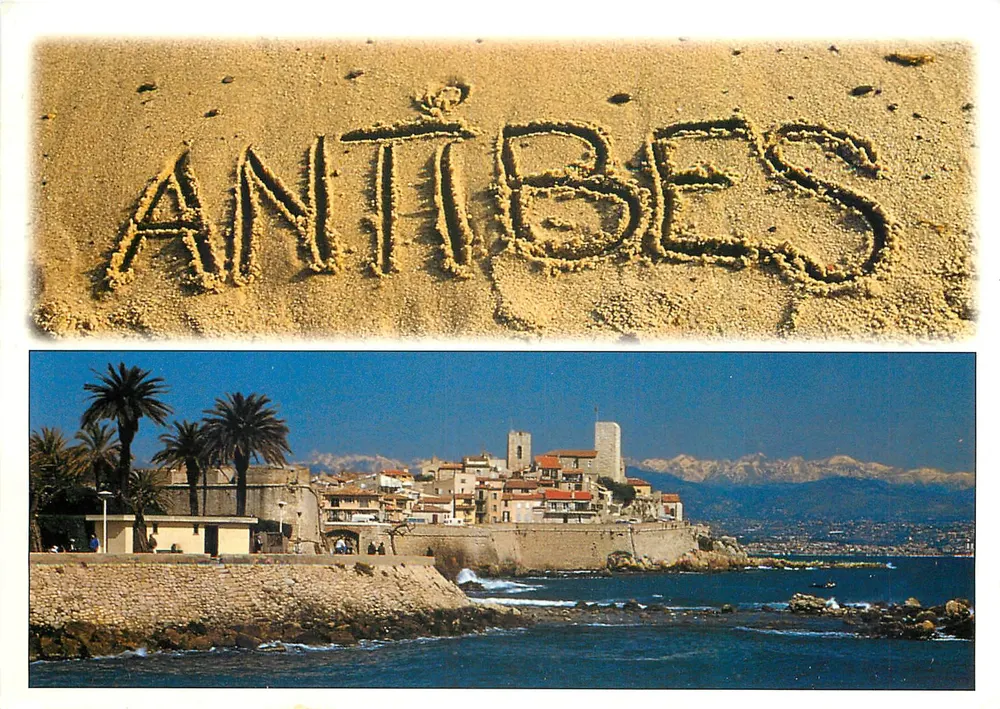 Antibes — escrita na areia e vista do porto — Éditions Gillette Carte Maxime - Frente