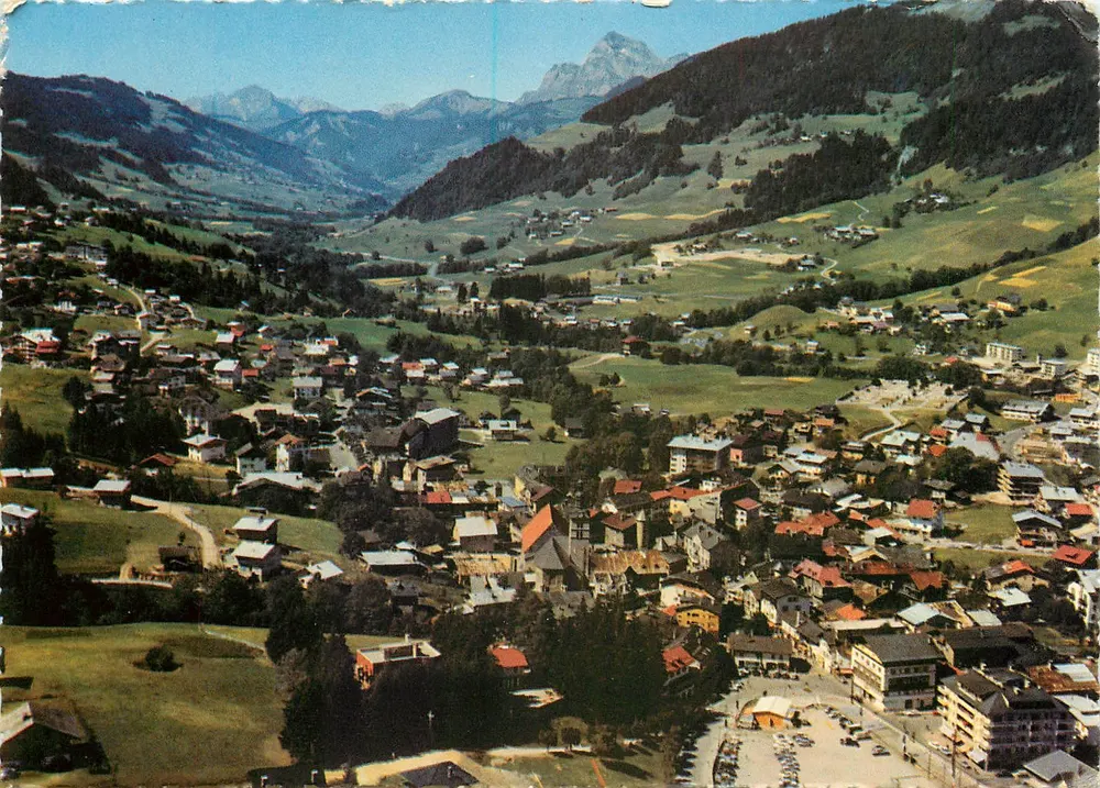 Mégeve e o Monte Charvin — vista aérea — Edições Cellard, n° 9231 - Frente