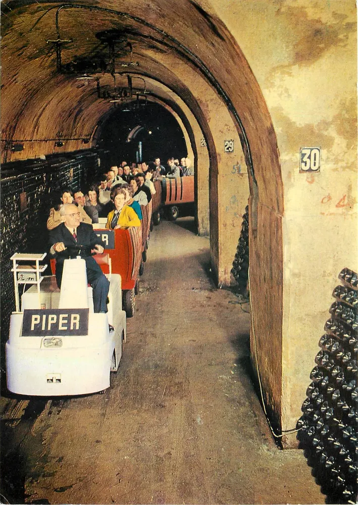 Visita às caves PIPER-HEIDSIECK — Reims — editor PIPER-HEIDSIECK - Frente