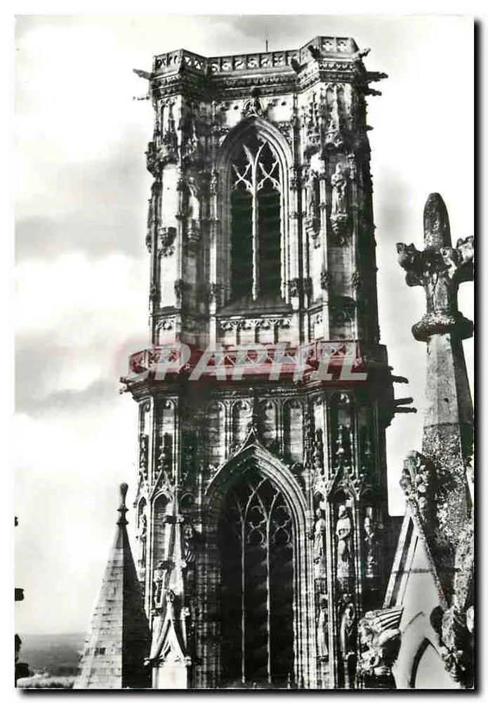 नेवर के कैथेड्रल — टॉवर (52 मीटर) — पहला और दूसरा तल (16वीं शताब्दी) - आगे