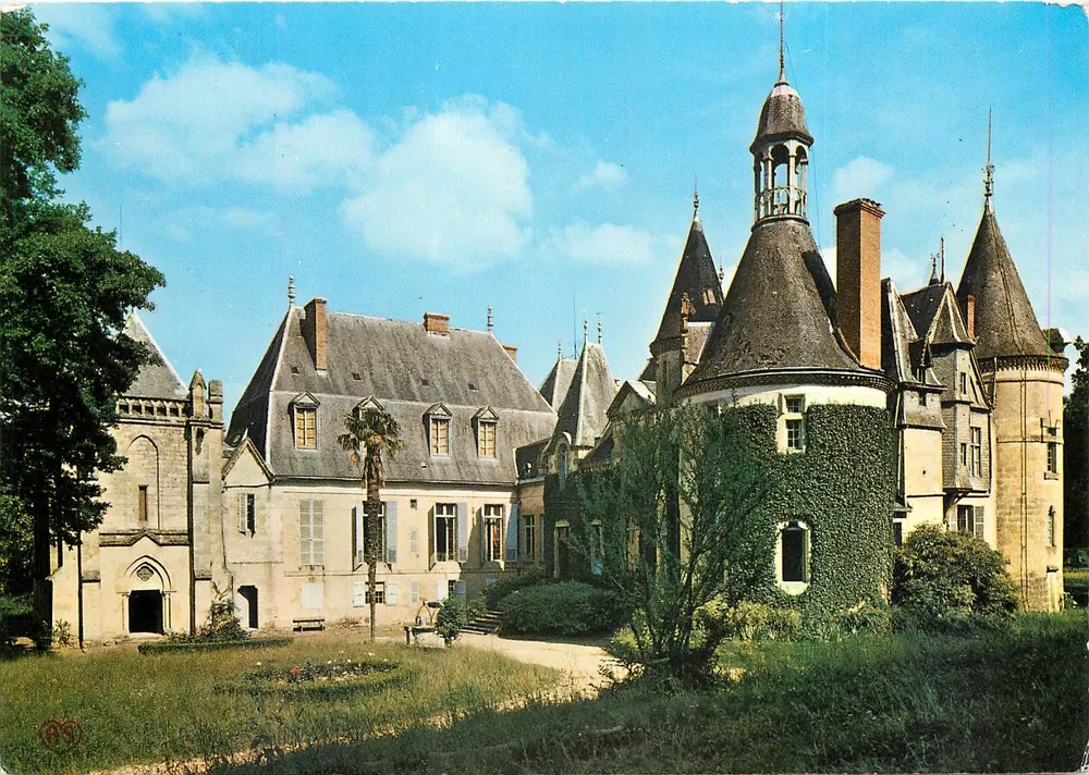Schloss La Plagne — Um Montesquieu — Société des Cartes Postales AFA-POUX - Vorderseite