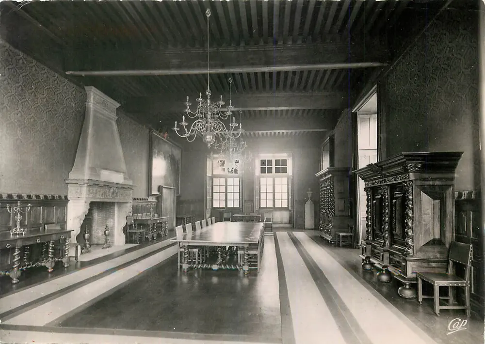 Vizille - Le Château — La Salle à manger — Cité des Arts Photomécaniques, Paris - Recto