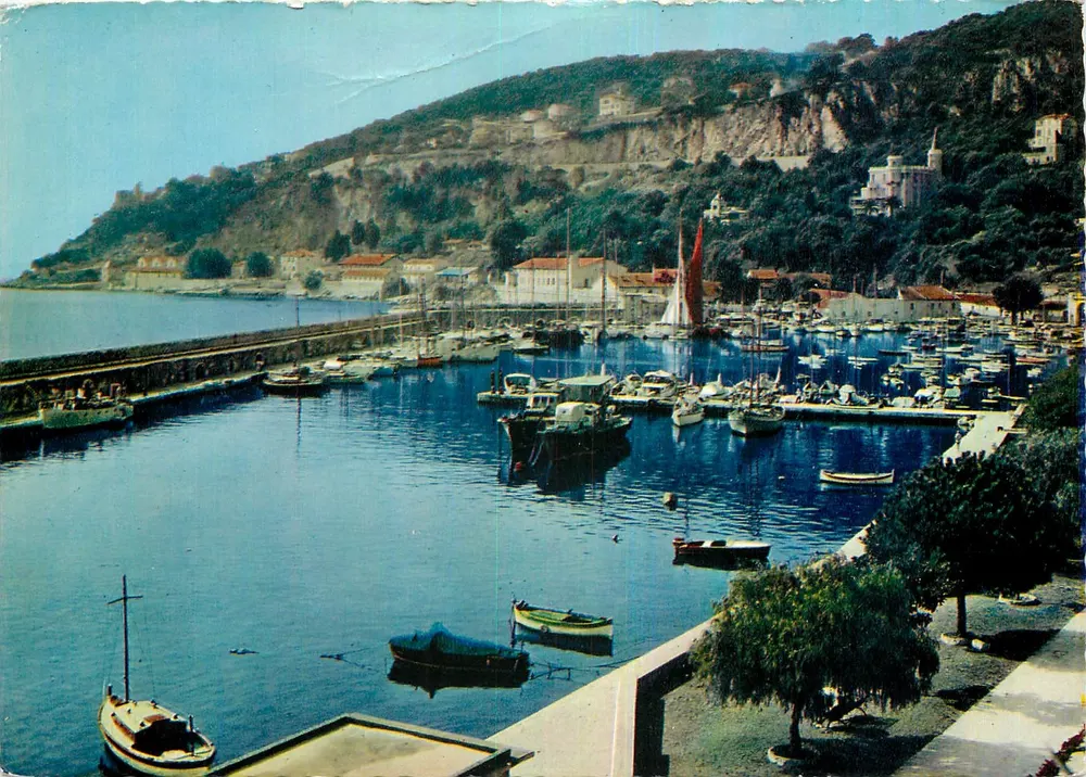 Villefranche-sur-Mer — Vue générale de la Darse — Éditeur Helio - Recto