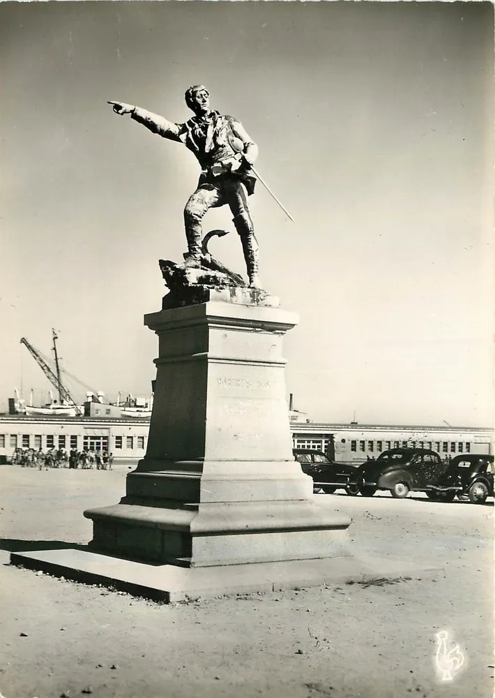 St-Malo — Estátua de Robert Surcouf — editor Paquiler, n°58 - Frente