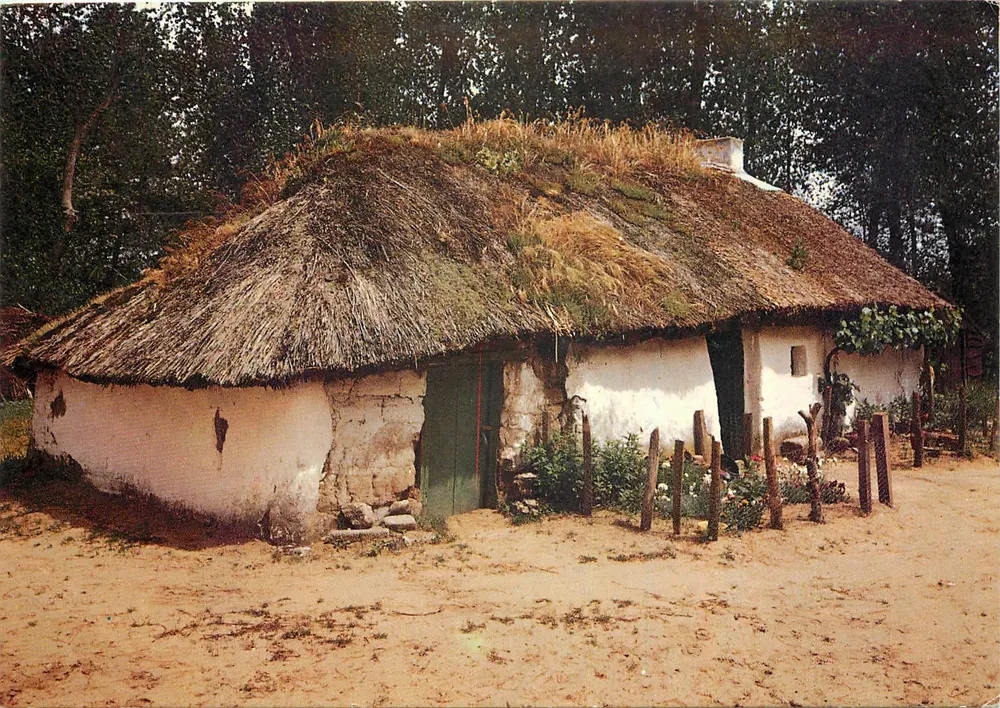 Casa com telhado de colmo — Pays de Monts — Editor Artaud, n°44 - Frente