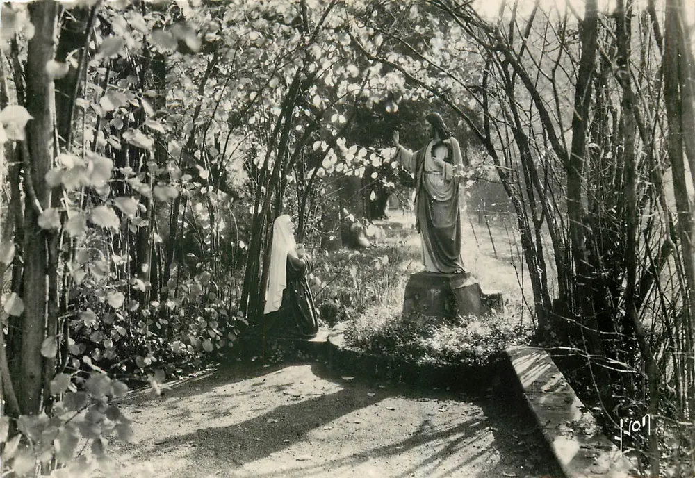Paray-le-Monial — Garten des Klosters der Visitation — Les Éditions d'Art - Vorderseite