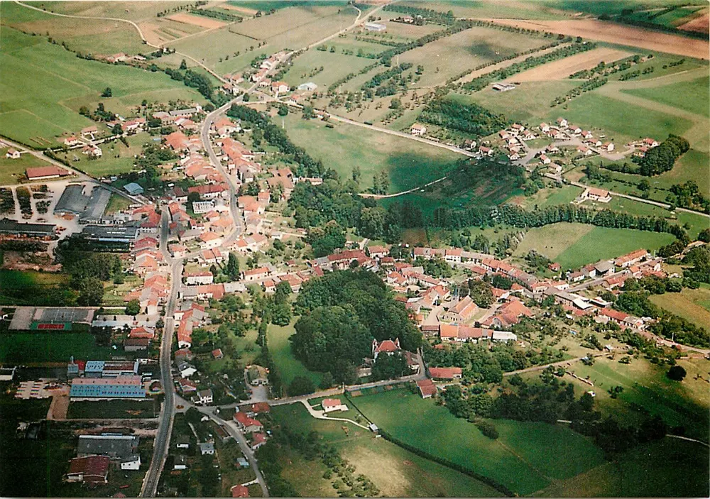 St Ouen les Parrey — vista aérea - Frente