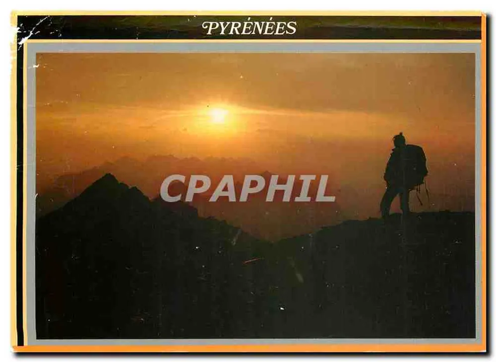 Pyrénées — Coucher de soleil depuis le Pic du Midi de Bigorre — Éditions DOUCET, Lourdes - Recto