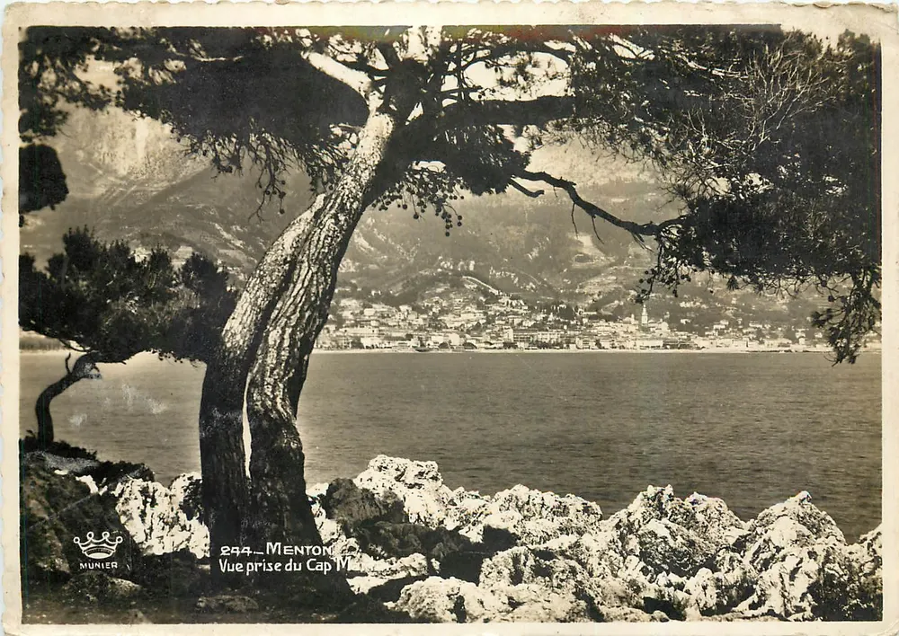 Menton — Vista tirada do Cap VI — Munier - Frente