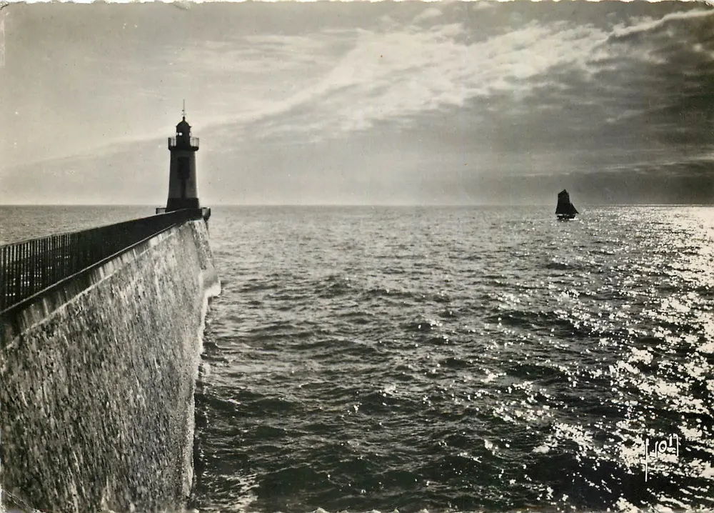 Les Sables d'Olonne — Coucher de soleil à l'entrée du port — Jeff d'Art - Recto