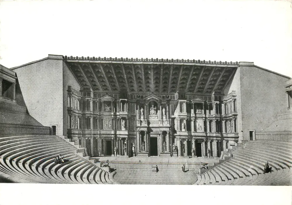 Orange (Vaucluse) — Antikes Theater — Rekonstruktion im ursprünglichen Zustand durch den Architekten Caristie — Sammlung - Vorderseite