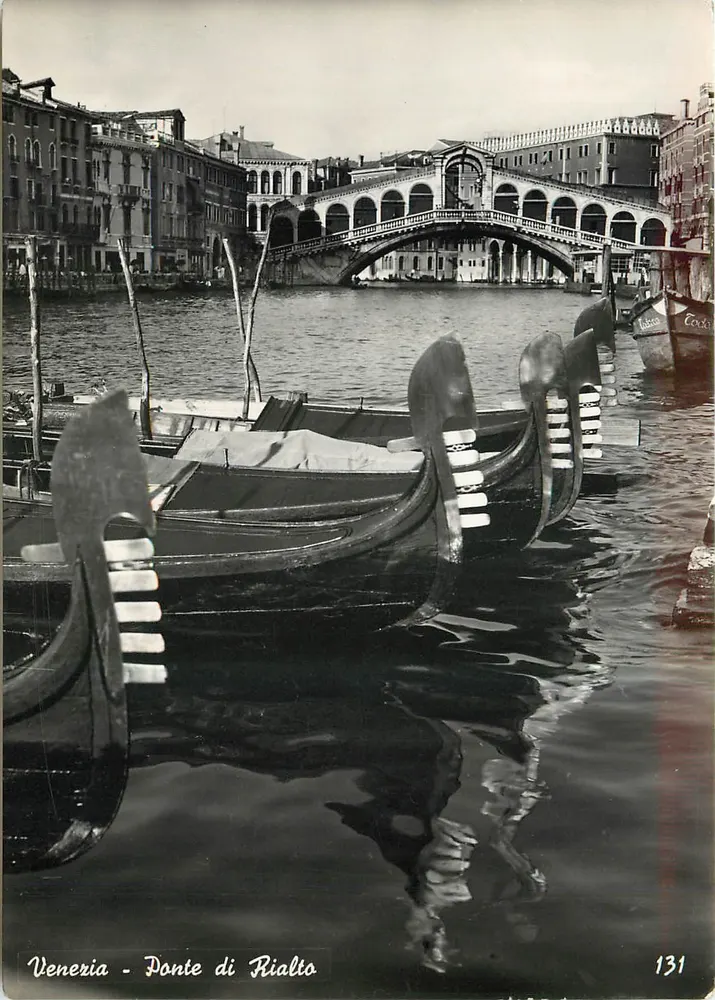 Venetië - Rialto-brug — gondels — uitgever Ardo, n° 131 - Voorkant