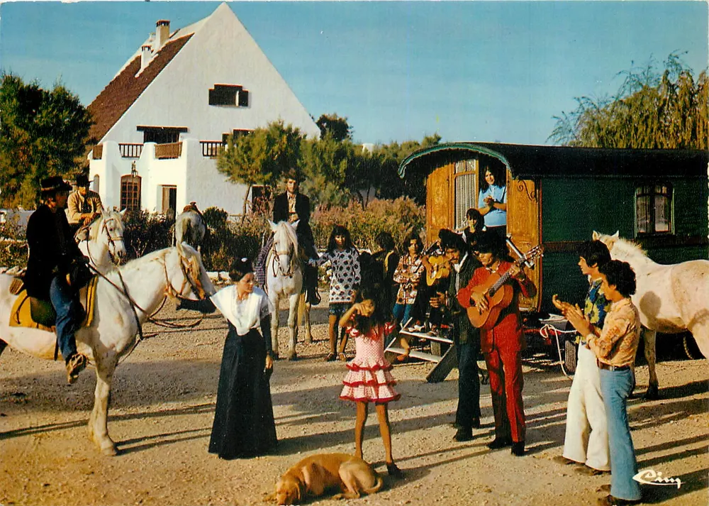 Cena folclórica — Camargue — Impressor Combier (71, S.&L.) 'CIM' - Frente