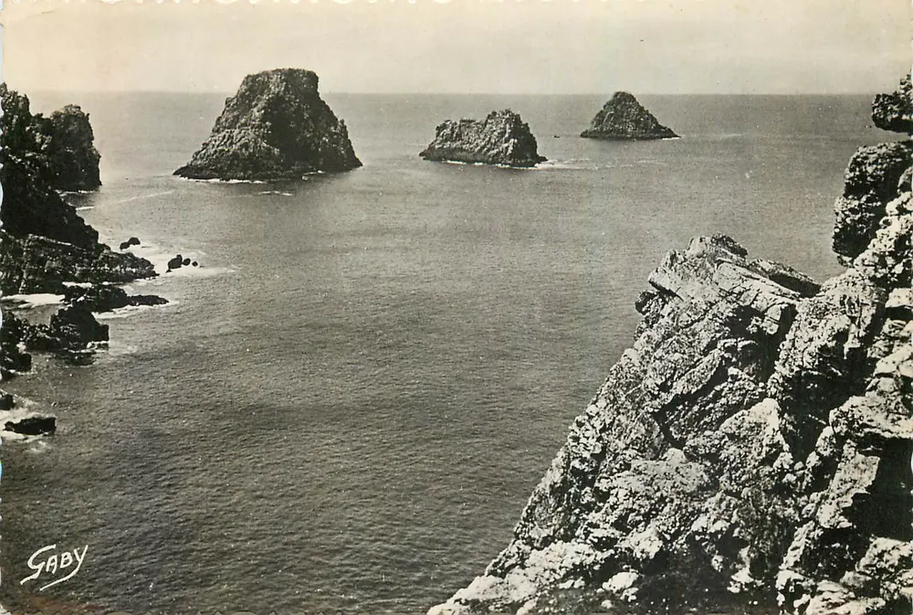 Les Tas de Pois — Morgat (Finistère) — Saby - Recto