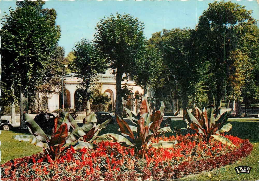 Vichy — Quelle der Celestins Ansicht vom Grand Park — IRIS - Vorderseite