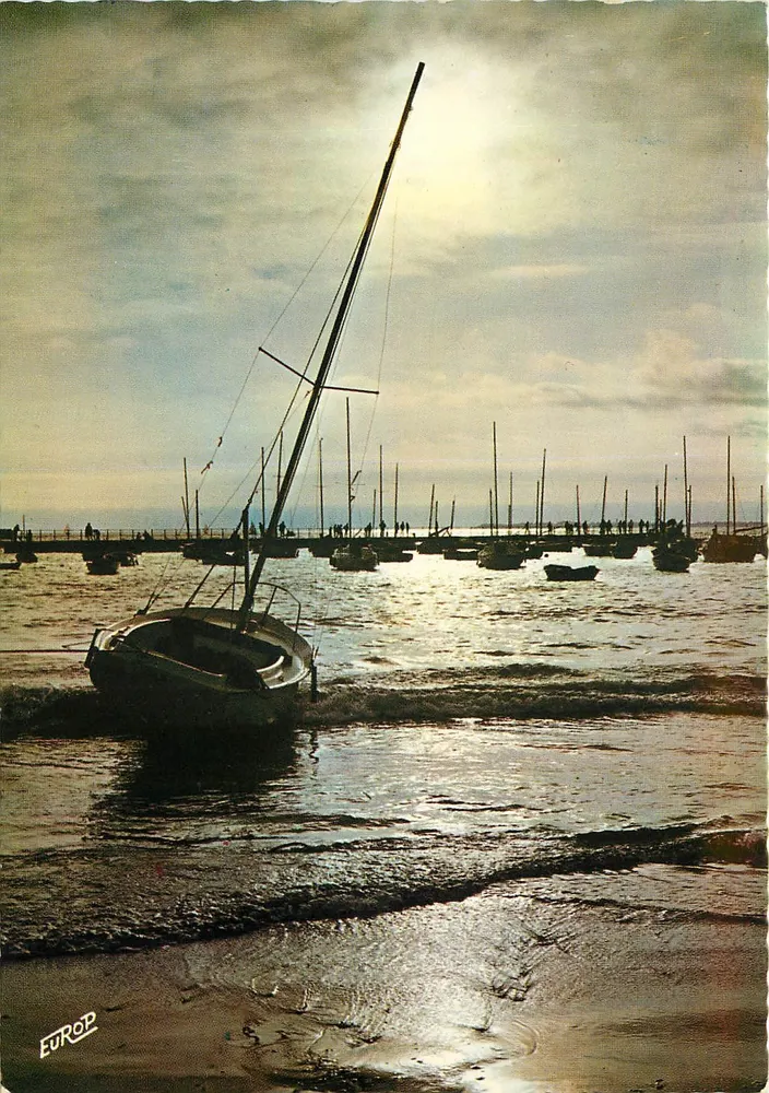 PORNICHET (Loire-Atl.) — Wenn der Abend über den Hafen kommt — Ausgabe von 'EUROPE' Sarreguemines - Vorderseite