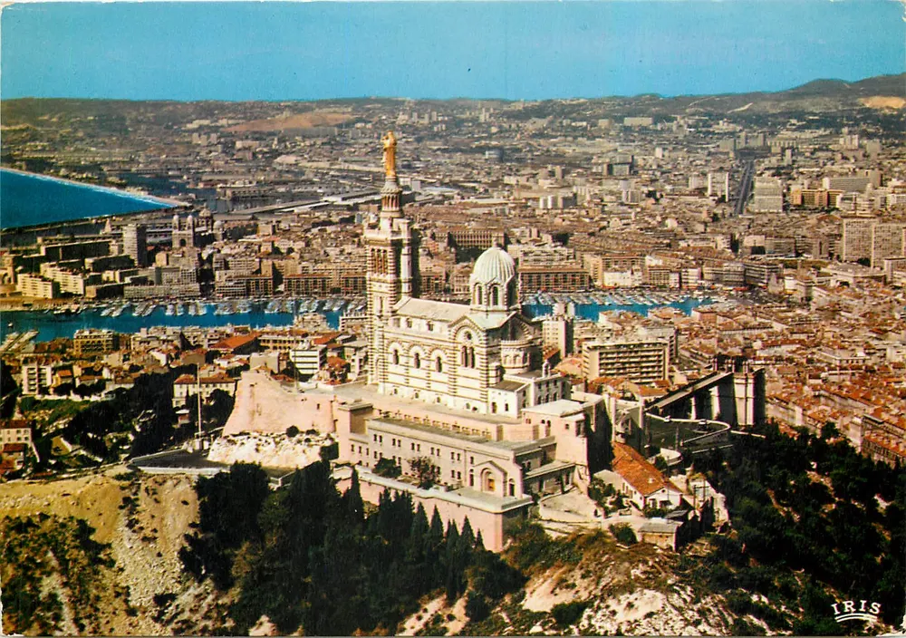 Luftbild der Basilika Notre-Dame de la Garde — Marseille — Verlag IRIS - Vorderseite
