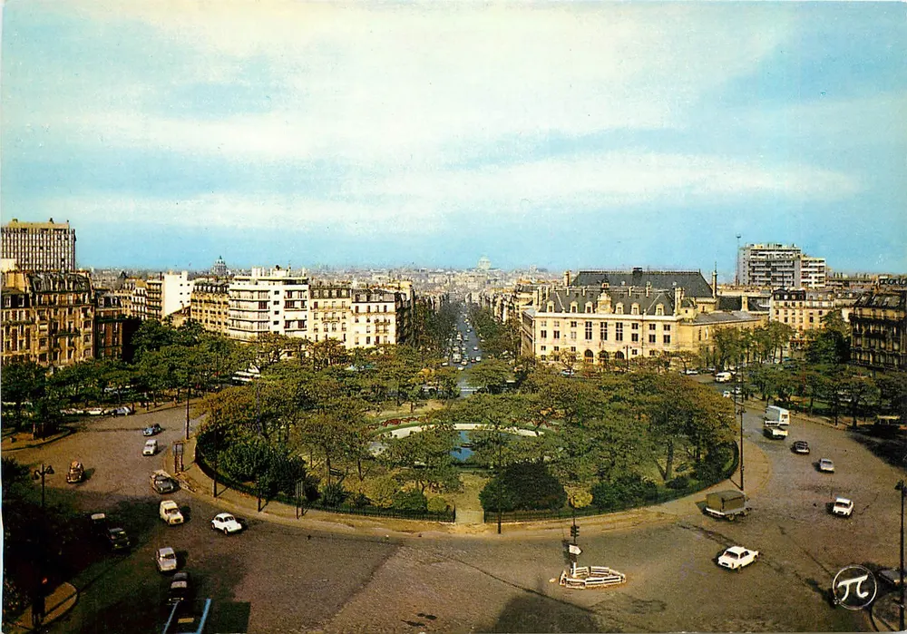 Place d'Italie — Paris — Éditions P.I. 77, avenue de Wagram, Paris - Recto