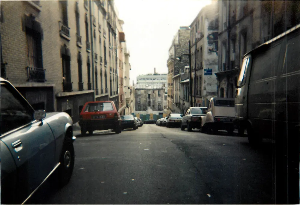 Vista de rua urbana — Paris - Frente