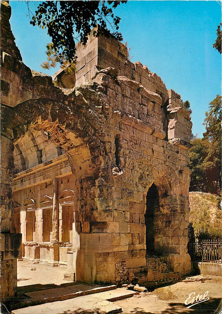 Nîmes (Gard) — O templo de Diana — Editora Estel, n° H.12.427-Z - Frente